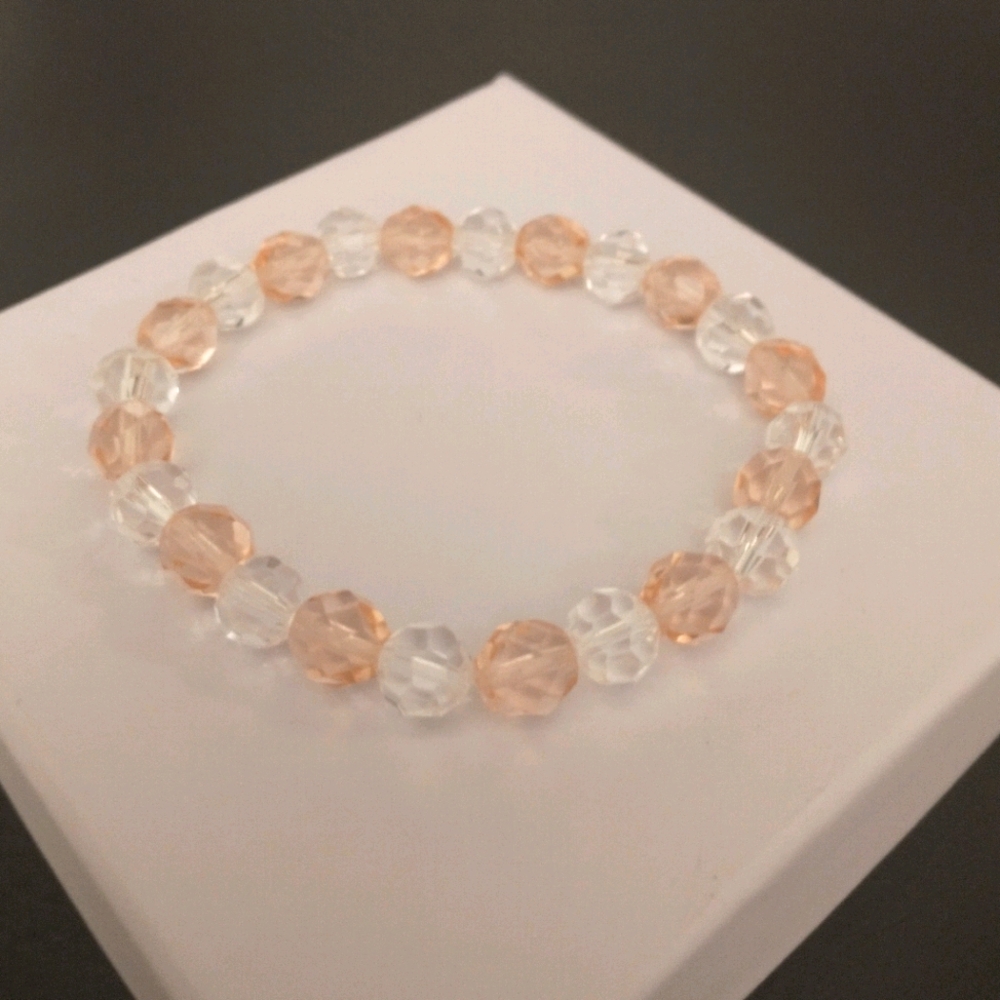 Bracelet - Picture 1 of 6